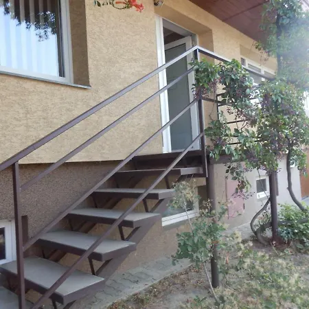 Frgo Ubytovani Apartament Vracov